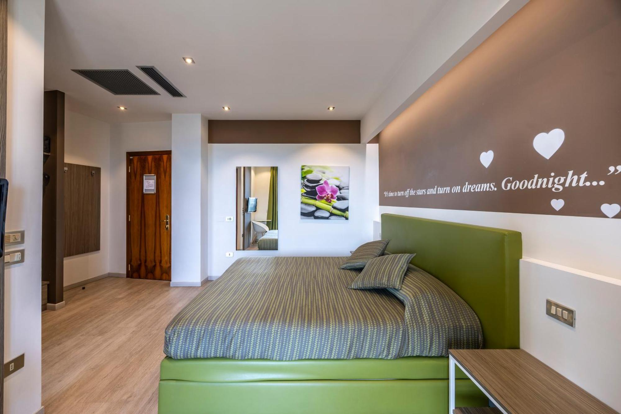 Hotel Ideal Sirmione Exterior foto