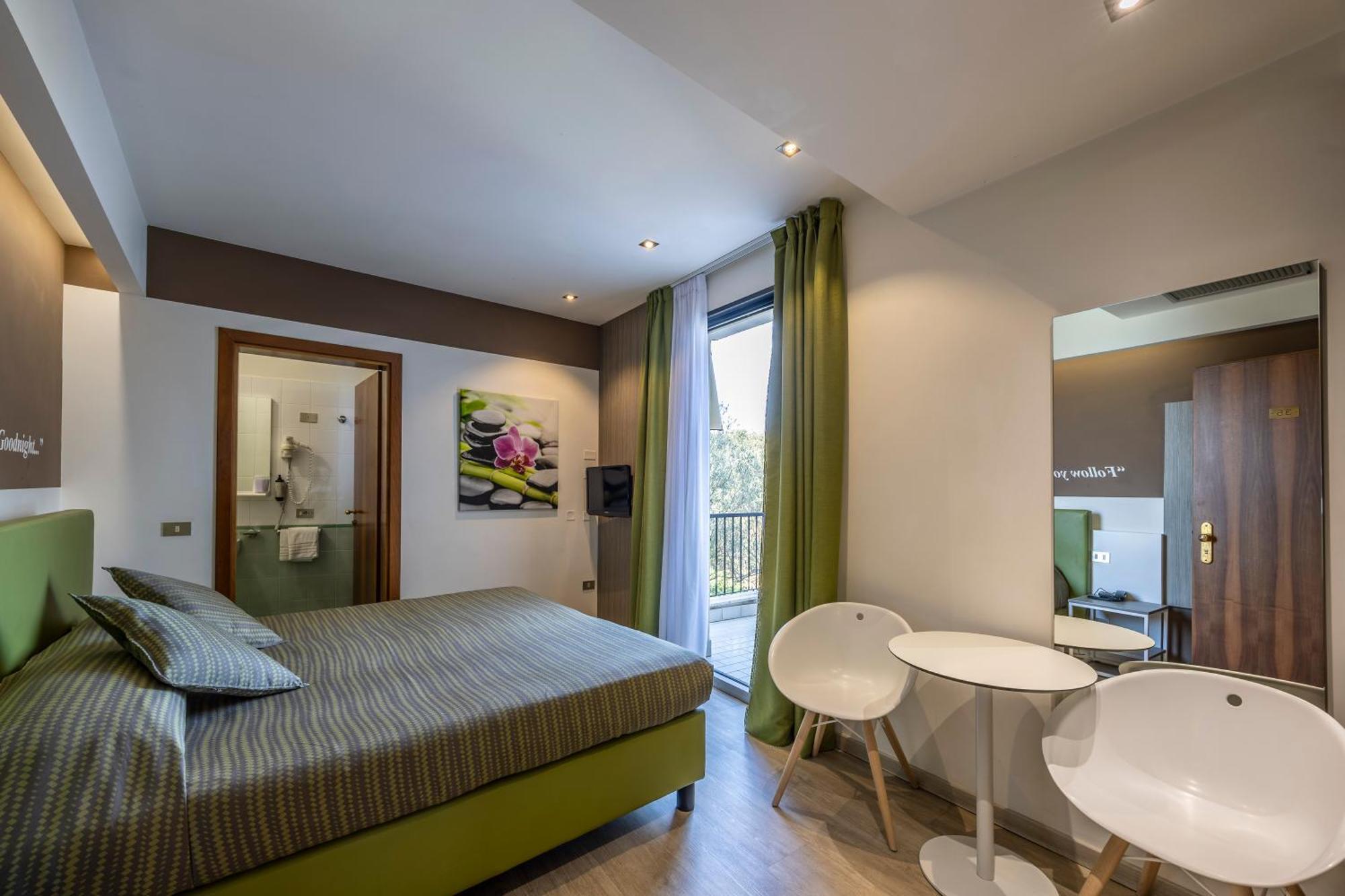 Hotel Ideal Sirmione Exterior foto