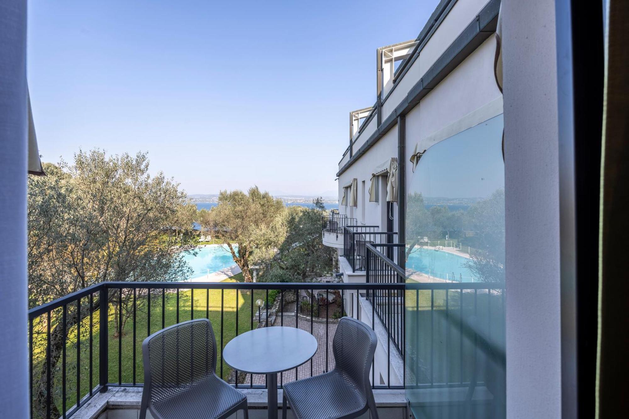 Hotel Ideal Sirmione Exterior foto